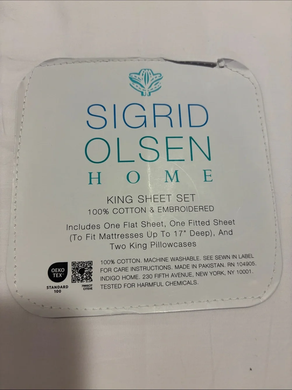 Sigrid Olsen White Queen Sheet or king Set brand new